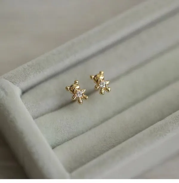 Gold_Mini_Bear_Stud_Earrings_For_Women